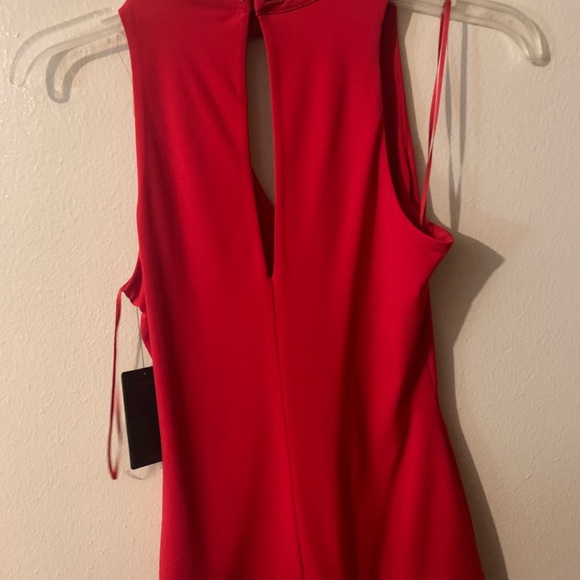 Red top - Picture 2 of 3